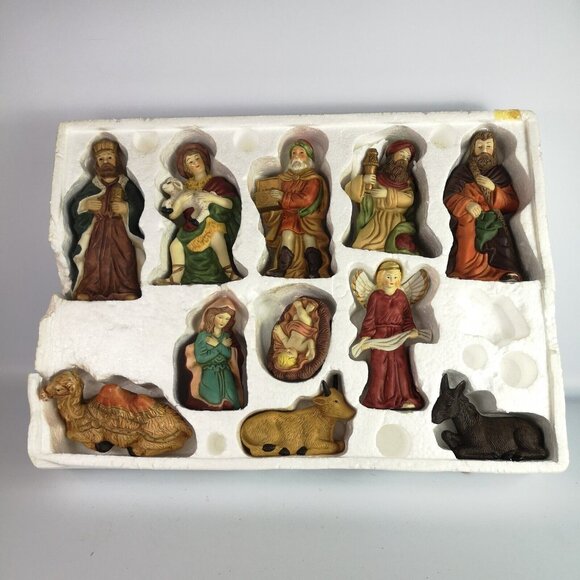 Vintage Ceramic Nativity Scene Christmas Danson Decor 11 Pieces Hand Painted - Picture 2 of 14